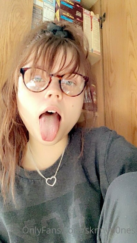 sknnyb0nes naked only fans