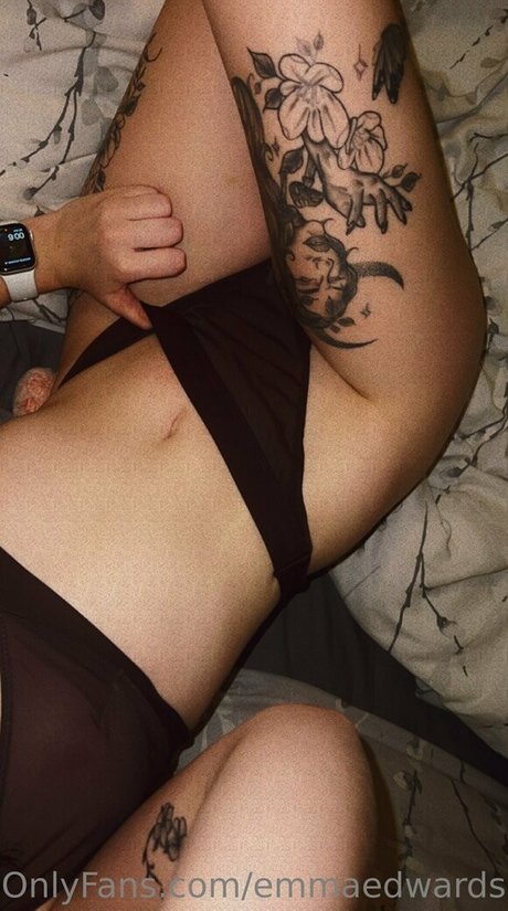 emmaedwards1 onlyfans leaks.