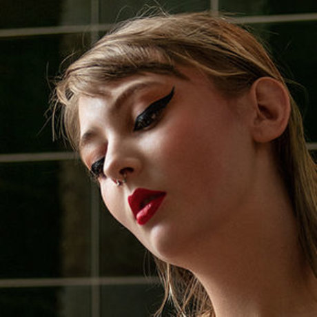 Amber Farndon leaks onlyfans