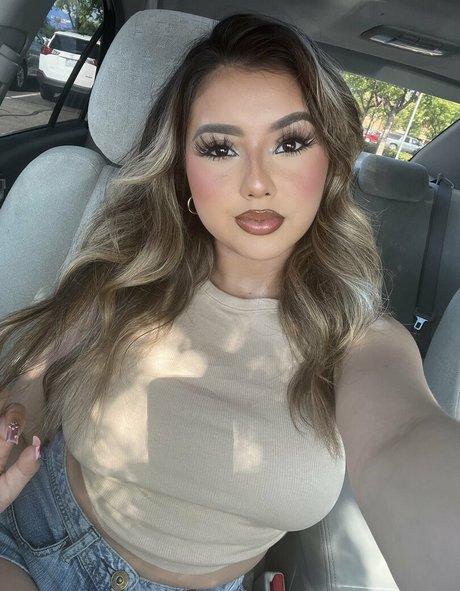 Mysticaldreamgyal only fans pictures