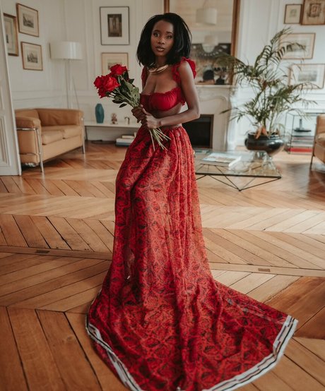 journalist onlyfans beautiful nude selfie