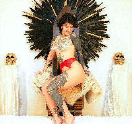 kitty milf onlyfans sexy xxx negative