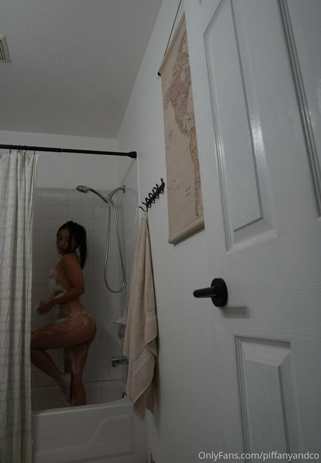 Piffanyandco nude onlyfans leaks