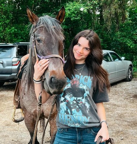 Brett Cooper onlyfans nude leaked