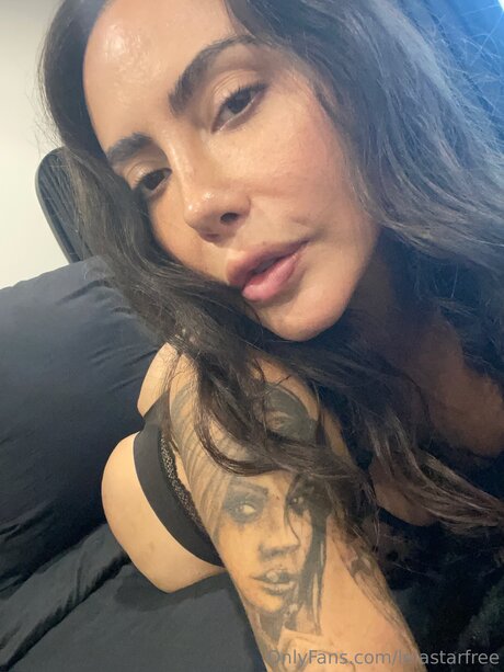 lelastarfree leaked naked onlyfans