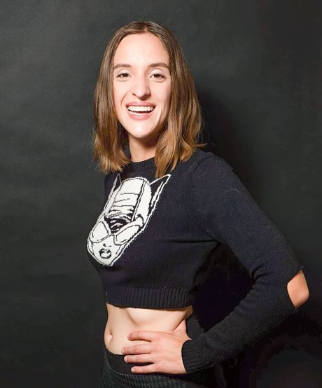 Ashley Victoria Robinson onlyfans model images