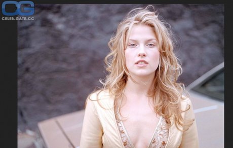 Ali Larter onlyfans sextape