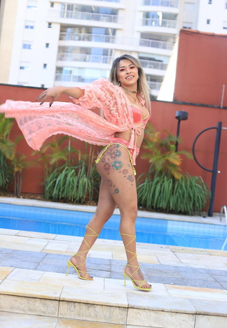 tsalinemonteiro onlyfans images