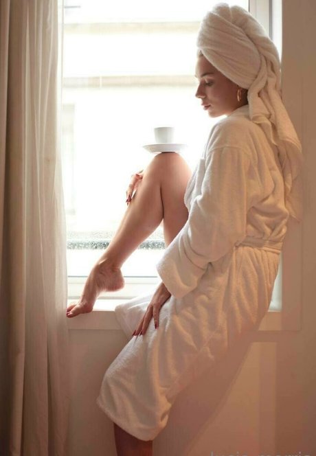 lucia morris leaked onlyfans sex