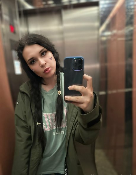 alice wood vip leaks only fans