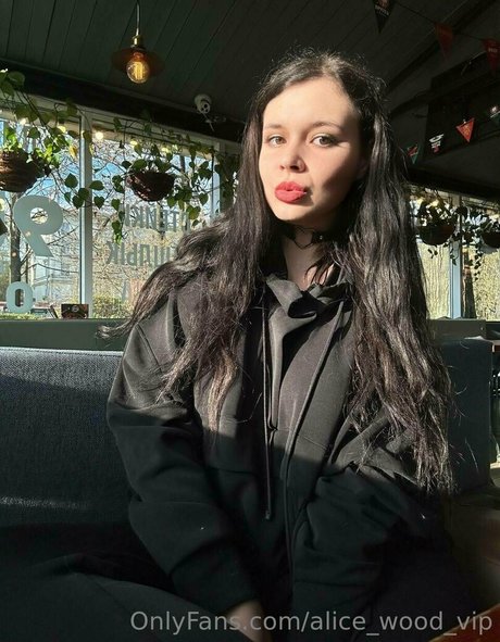 alice wood vip onlyfans leaks