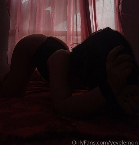yeyelemon desnuda onlyfans