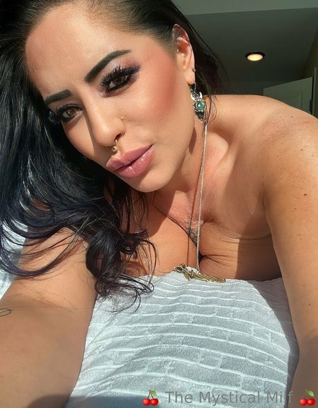 enchantressselenafree onlyfans fotos