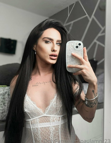 paulamnr23 onlyfans leaka