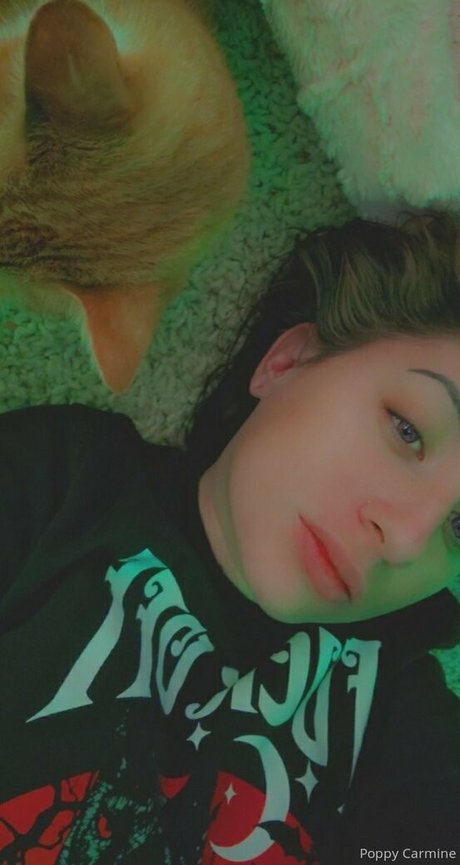 poppycarmine onlyfans naked pics