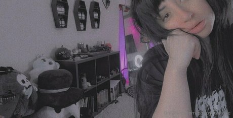 poppycarmine onlyfans archives