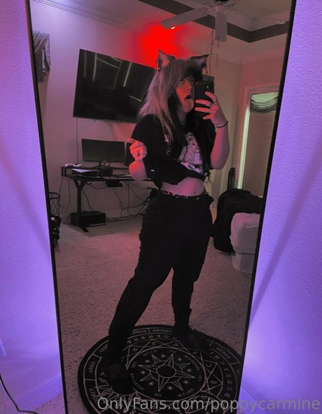 poppycarmine leaked only fans nudes