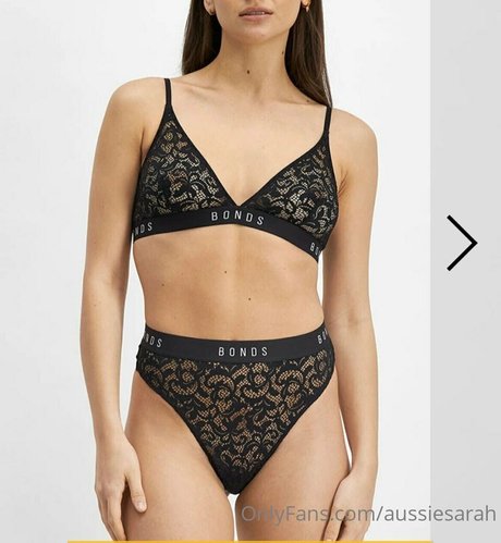 aussiesarah onlyfans striptease