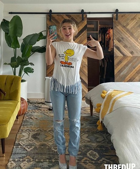 Haley Lu Richardson onlyfans leaked tits