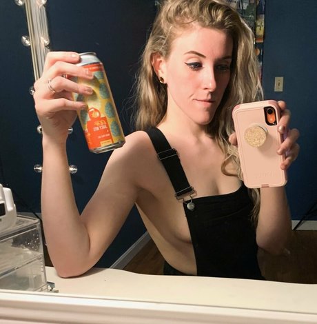 Beerbabes nude on onlyfans