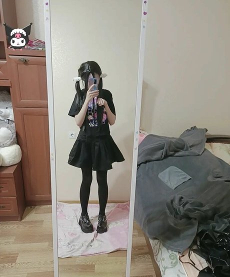 tsundurka onlyfans striptease