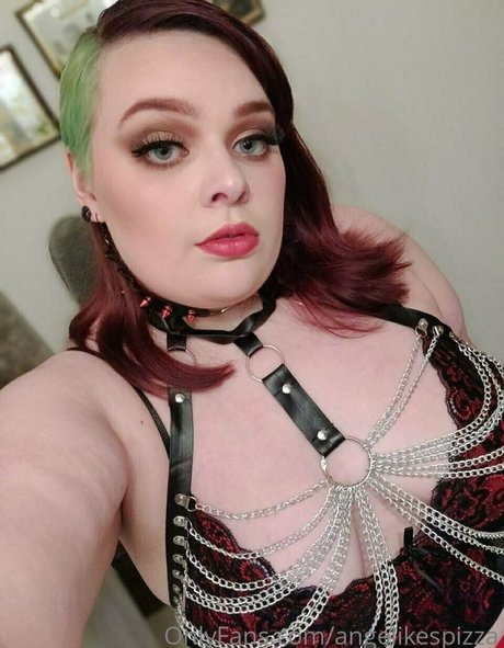 angelikespizza nude on onlyfans