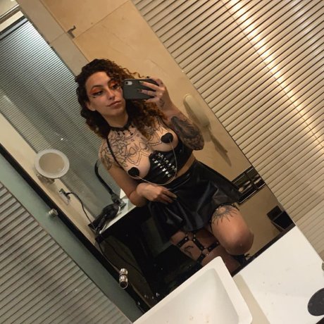 Edin Kary onlyfans free content