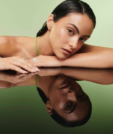 Camila Mendes only fans xxx