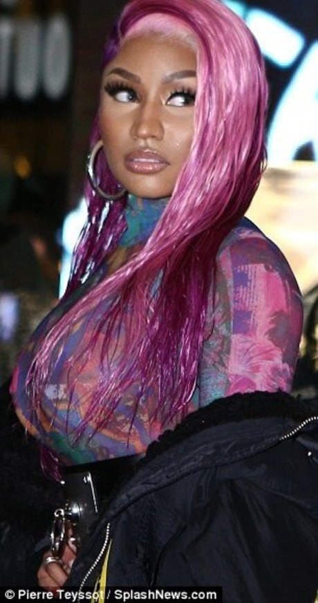 Nicki Minaj onlyfans lesk