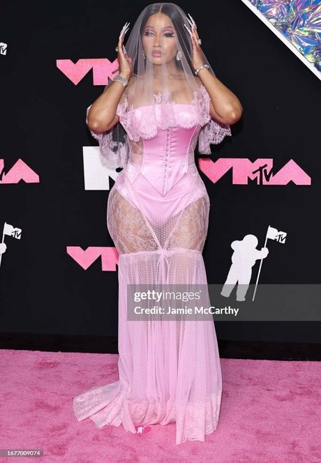 Nicki Minaj onlyfans leaked tits