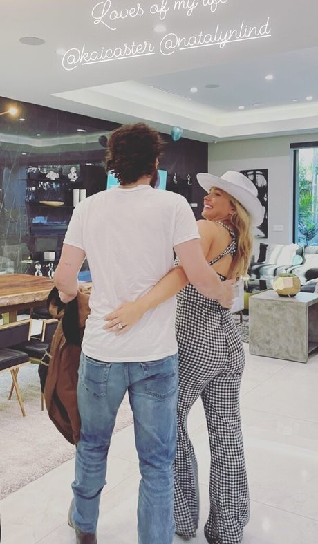 eyes onlyfans adult view