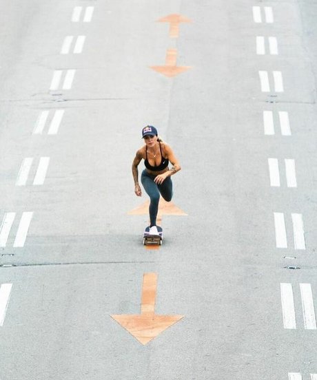 Leticia Bufoni Profile image