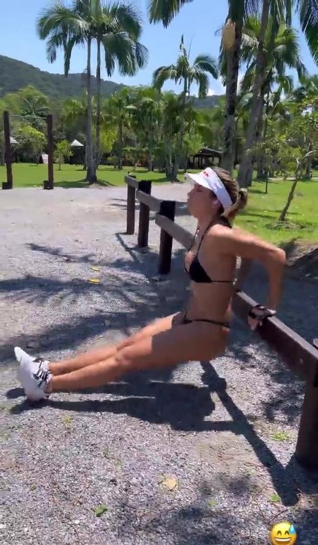 Leticia Bufoni onlyfans pic