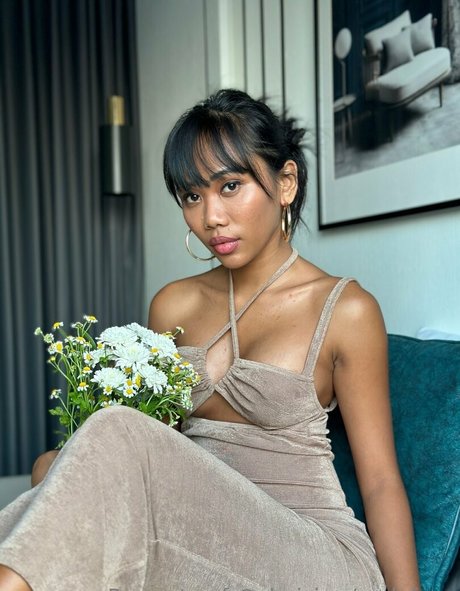 Sheiziss nude onlyfans