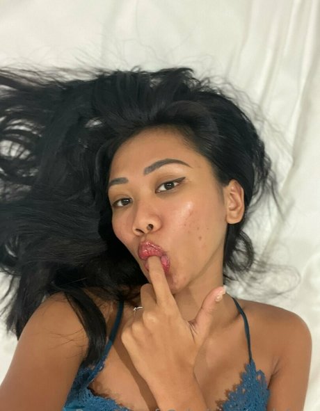 Sheiziss leaked nudes onlyfans