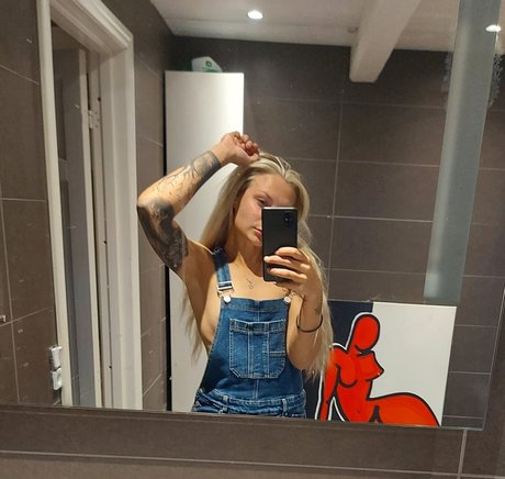 Johanna Juhlin onlyfans porn leaked