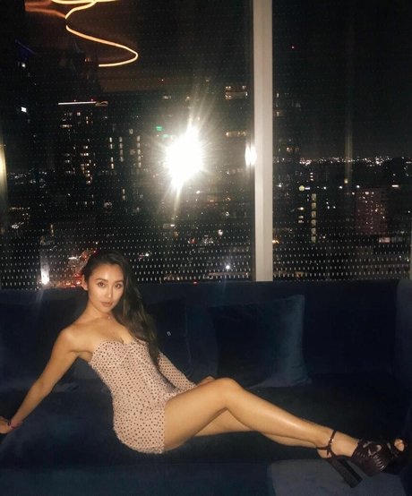 Olivia Sui naked onlyfans pics