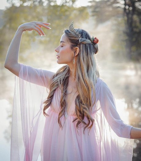 queen astraea only fans nude leaks