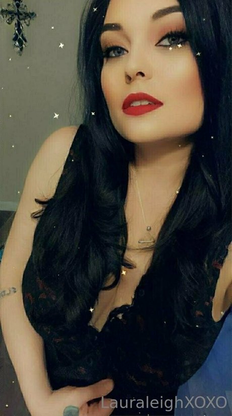 the laurajohnson onlyfans strip tease