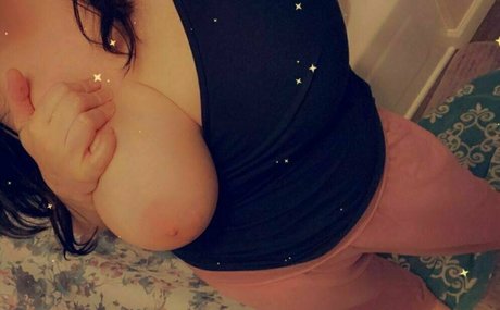 the laurajohnson nude onlyfans pics