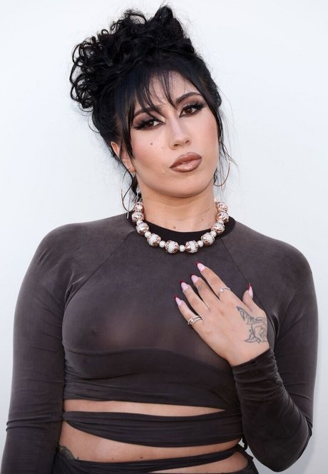 Kali Uchis onlyfans nude pictures