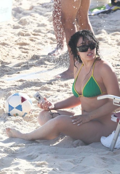 Kali Uchis onlyfans leak sex