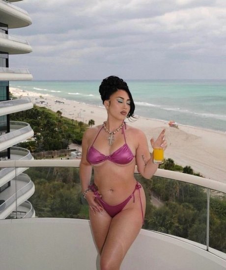 Kali Uchis only fans pics
