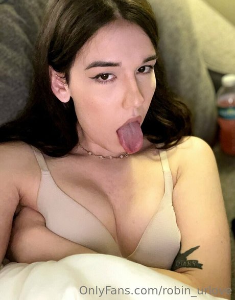 robin urlove only fans photos