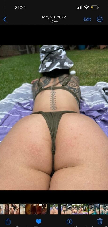 katdgaf nude onlyfans pics