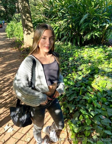 marianna m onlyfans model photos