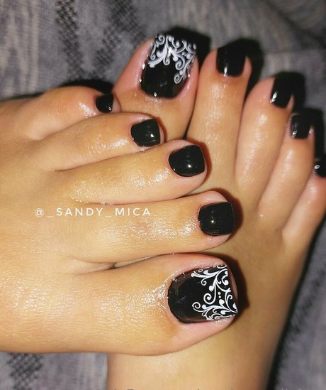 sandy small feet onlyfans images