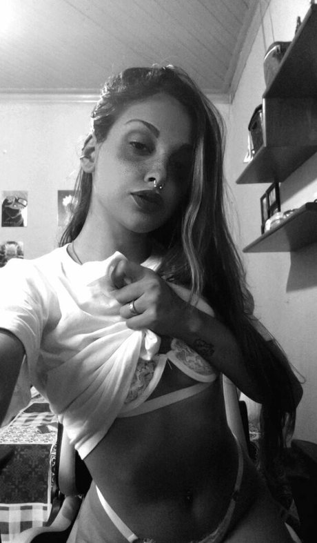 Sua Latina onlyfans naked pics