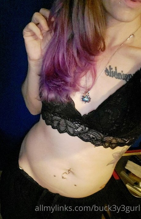 buck3y3gurl leaked porn onlyfans