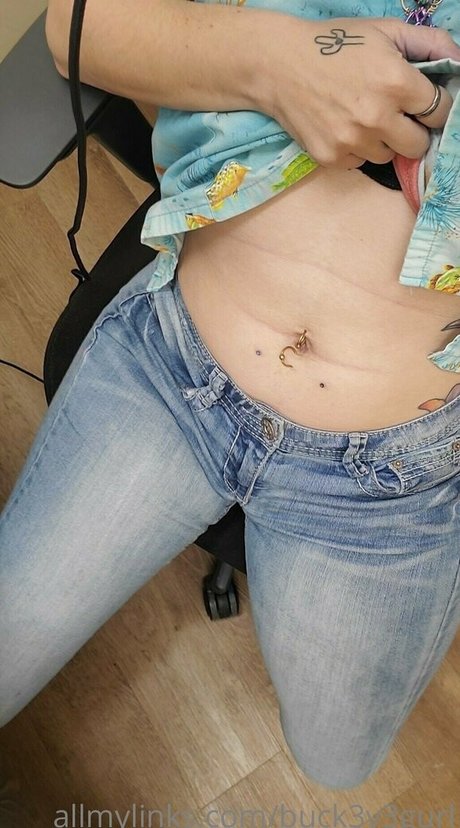 buck3y3gurl only fans leak nude